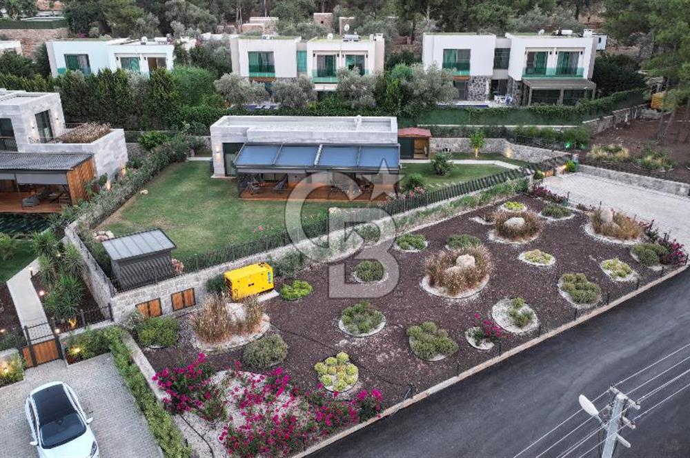 Torbada Satılık 2+1 Havuzlu Lüks Villa – Doğayla İç İçe, Modern Yaşam