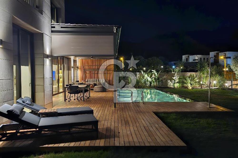 Torbada Satılık 3+1 Havuzlu Lüks Villa – Doğayla İç İçe, Modern Yaşam