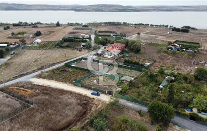BÜYÜKÇEKMECE ESKİCE'DE 491 m² ETRAFI ÇEVRİLİ TEK TAPU ARSA