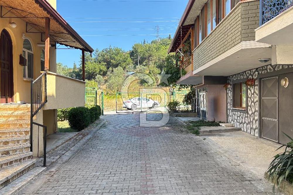 KARAMÜRSEL EREĞLİ PETKİM VİLLALARINDA SATILIK 3+1 VİLLA