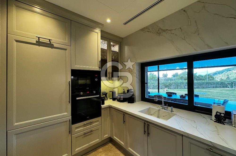 Bodrum Torbada Satılık 4+1 Havuzlu Lüks Villa – Doğayla İç İçe, Modern Yaşam