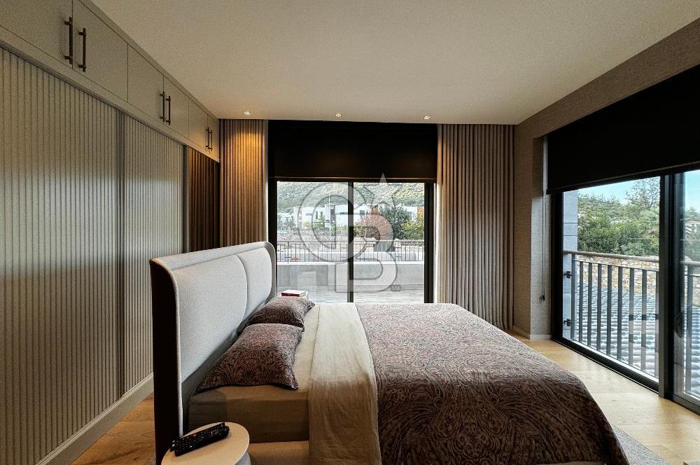 Bodrum Torbada Satılık 4+1 Havuzlu Lüks Villa – Doğayla İç İçe, Modern Yaşam