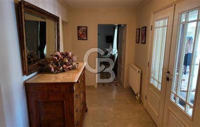 URLA YAĞCILARDA 2.500 M2 ARSA İÇİNDE MÜSTAKİL HAVUZLU VİLLA