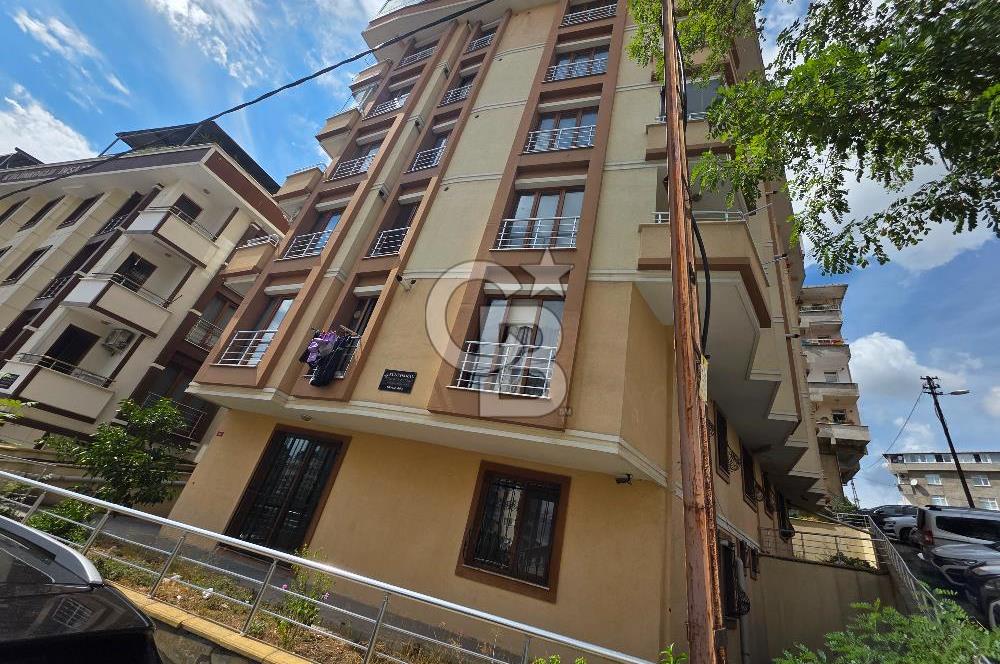 Aile Apartmanında Ferah 1+1 Giriş Kat Daire