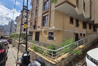 Aile Apartmanında Ferah 1+1 Giriş Kat Daire