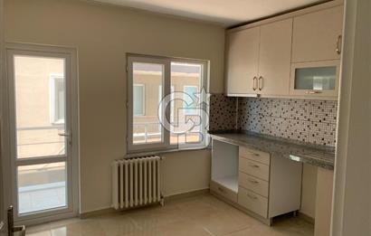 ECEABAT’TA BOĞAZ MANZARALI KALORİFERLİ 2+1 KİRALIK DAİRE