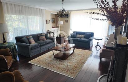 URLA YAĞCILARDA 2.500 M2 ARSA İÇİNDE MÜSTAKİL HAVUZLU VİLLA