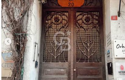 BEYOĞLU ASMALIMESCİT SATILIK DÜKKAN - TARİHİ HAMSON APARTMANI
