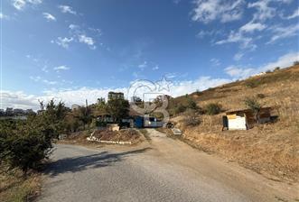 Çayırova Emek mahallesi'nde satılık arsa.