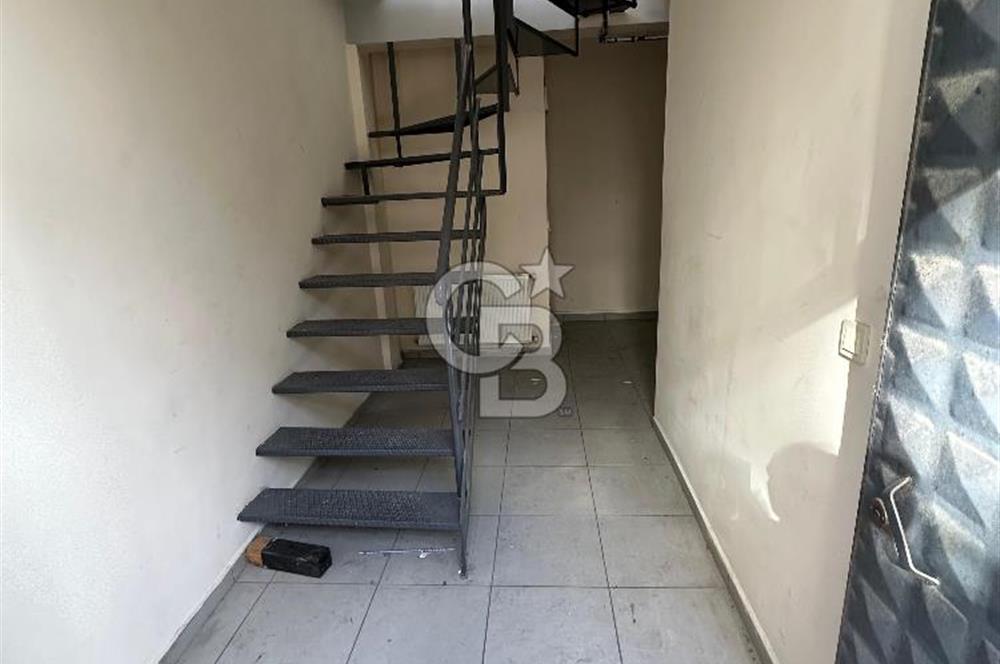 ÜMRANİYE İSTİKLAL'DE MARMARA CADDESİ ÜZERİNDE 2 KATLI DÜKKAN