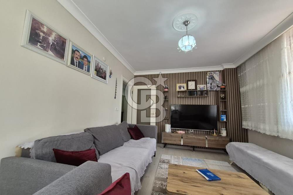 Çayırova özgürlük Mahallesi'nde 3+1 80 metrekare giriş kat satılıktır Güney cephe