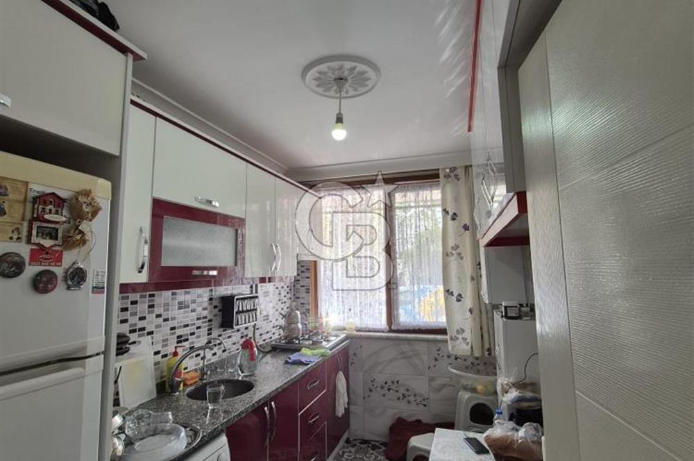 Çayırova özgürlük Mahallesi'nde 3+1 80 metrekare giriş kat satılıktır Güney cephe
