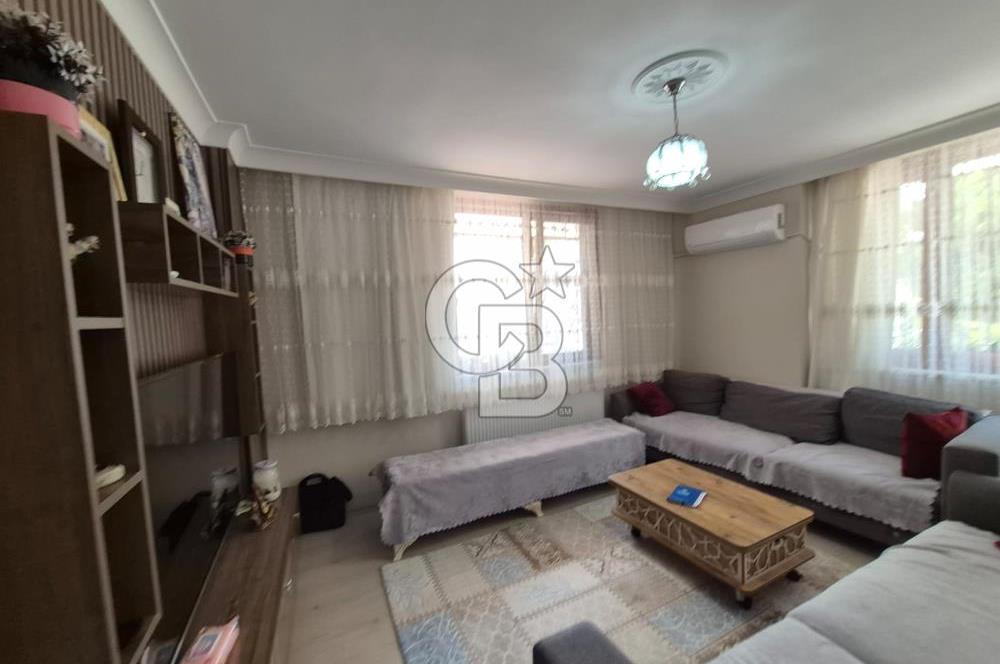 Çayırova özgürlük Mahallesi'nde 3+1 80 metrekare giriş kat satılıktır Güney cephe