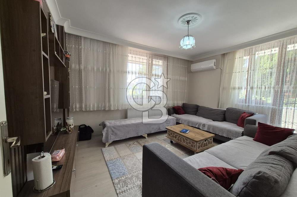 Çayırova özgürlük Mahallesi'nde 3+1 80 metrekare giriş kat satılıktır Güney cephe