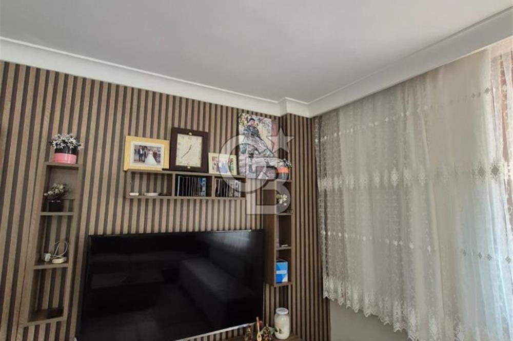 Çayırova özgürlük Mahallesi'nde 3+1 80 metrekare giriş kat satılıktır Güney cephe