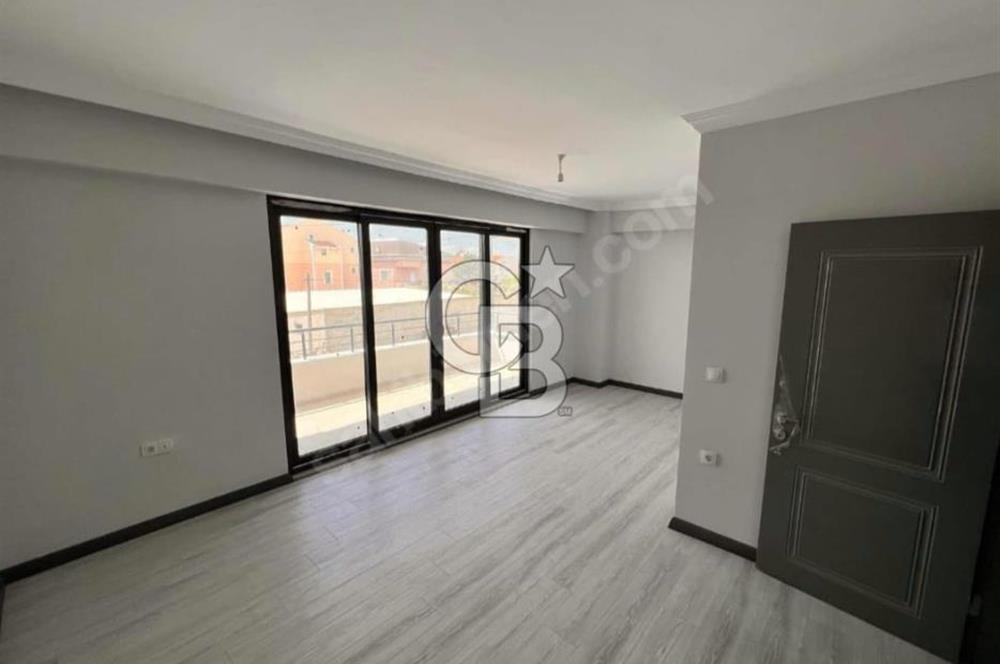 TEKİRDAĞ ŞARKÖY ERİKLİCE' DE DENİZE 200 M UZAKLIKTA VİLLA