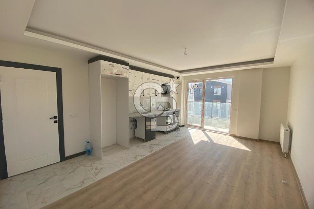 İNCEK TAŞPINAR'DA CADDE ÜZERİ SATILIK 2+1 SIFIR DAİRE