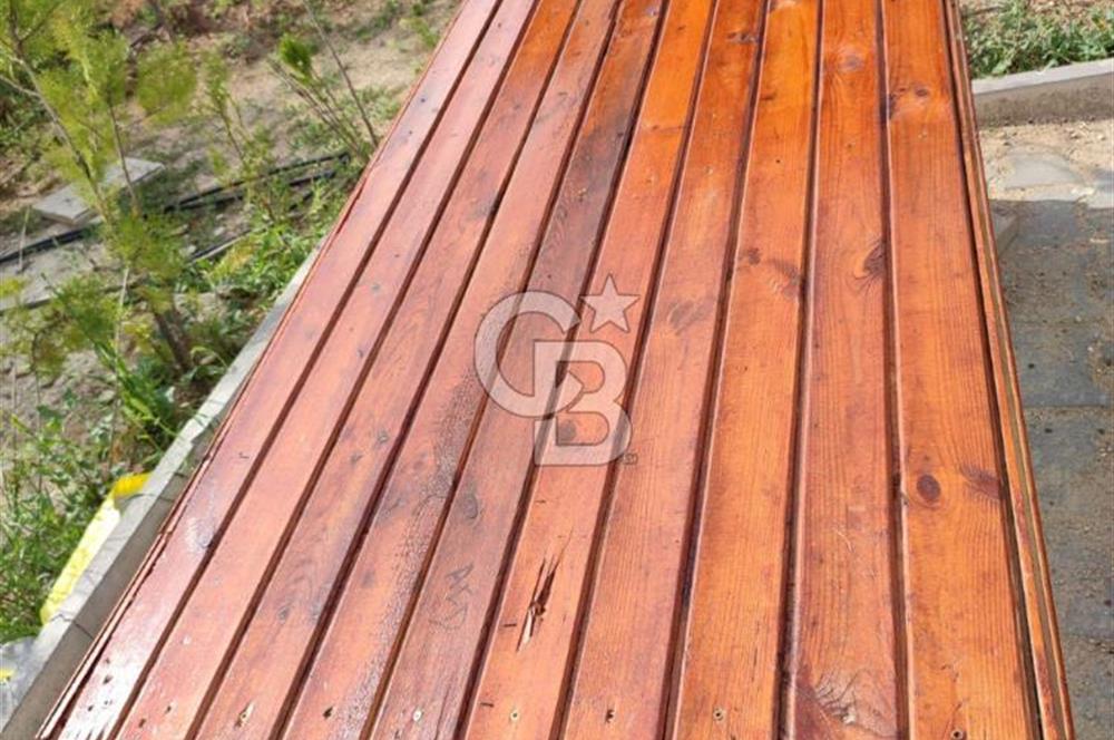 AHILI'DA ABONELERİ AÇIK AĞAÇLARI YETİŞMİŞ SATILIK EŞYALI BAHÇE