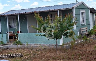 AHILI'DA ABONELERİ AÇIK AĞAÇLARI YETİŞMİŞ SATILIK EŞYALI BAHÇE