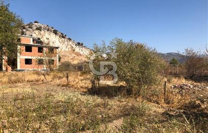 BAYINDIR ARIKBAŞI DA SATILIK 438 M2 İMARLI YOLA CEPHELİ ARSA