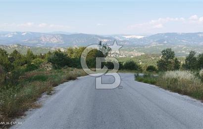 BURDUR DA GÖL MANZARALI TARLA