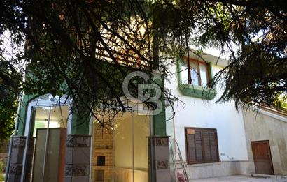 Gölbaşı Gökkuşağı Sitesinde Satılık Tam Müstakil Köşe Villa