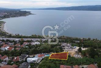 EŞİ BENZERİ OLMAYAN PANORAMİK GÖL MANZARALI ARSAMIZ SATIŞTA