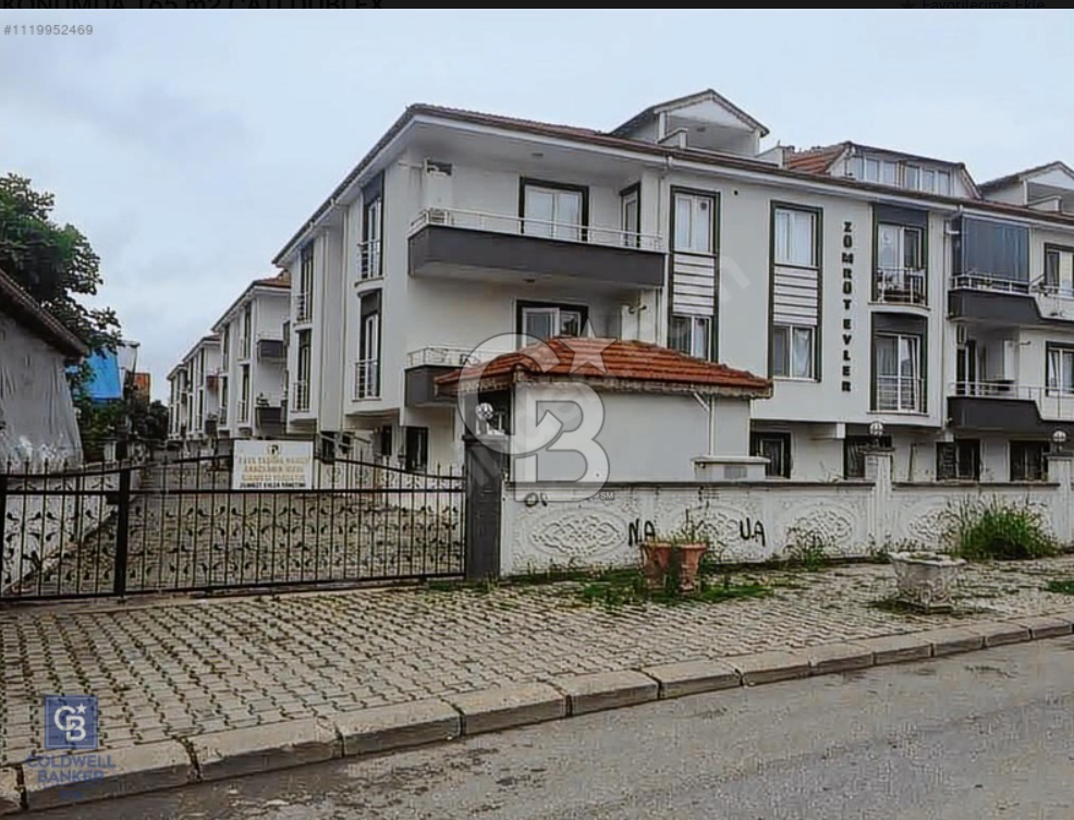 STAD YAKINI, HARİKA KONUMDA 165 m2 ÇATI DUBLEX