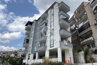 İZMİT TURGUT MH. PANORAMİK DENİZ MANZARALI 3+1 LÜKS ÇATI DUBLEKS