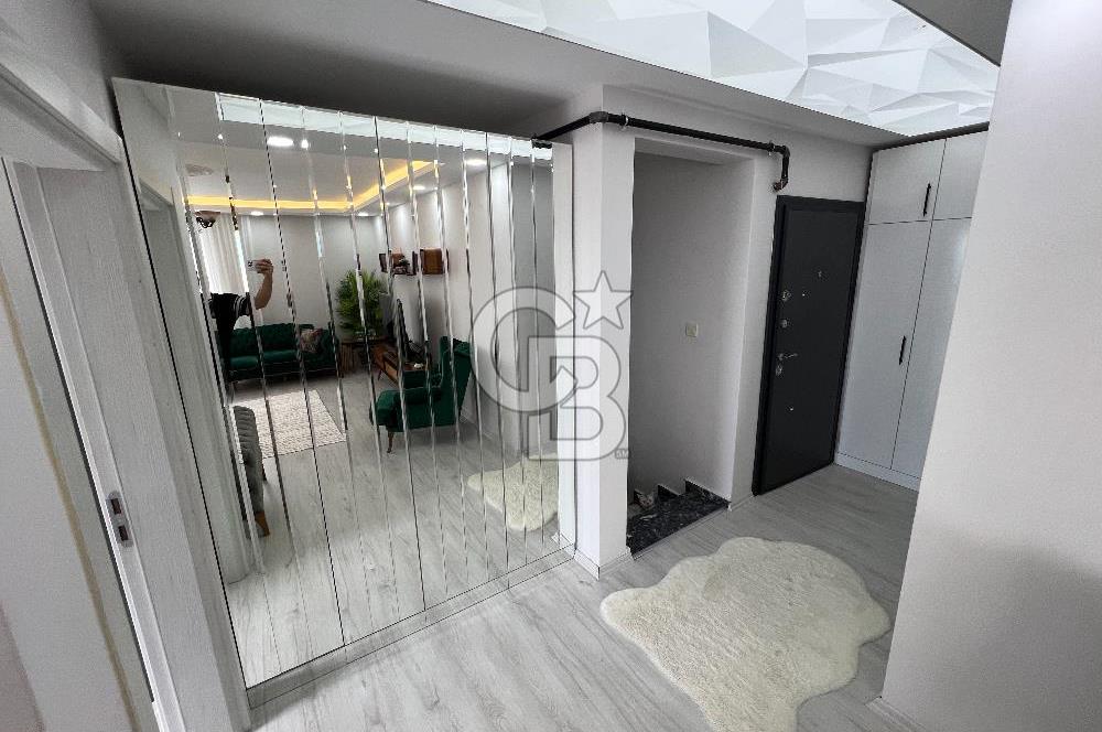 İZMİT TURGUT MH. PANORAMİK DENİZ MANZARALI 3+1 LÜKS ÇATI DUBLEKS