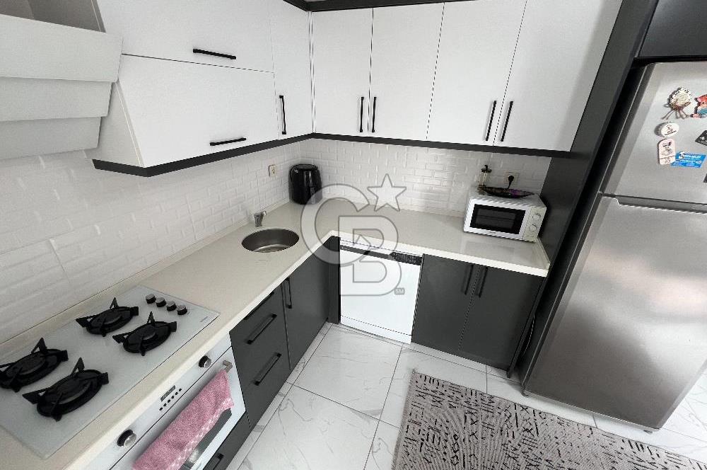 İZMİT TURGUT MH. PANORAMİK DENİZ MANZARALI 3+1 LÜKS ÇATI DUBLEKS