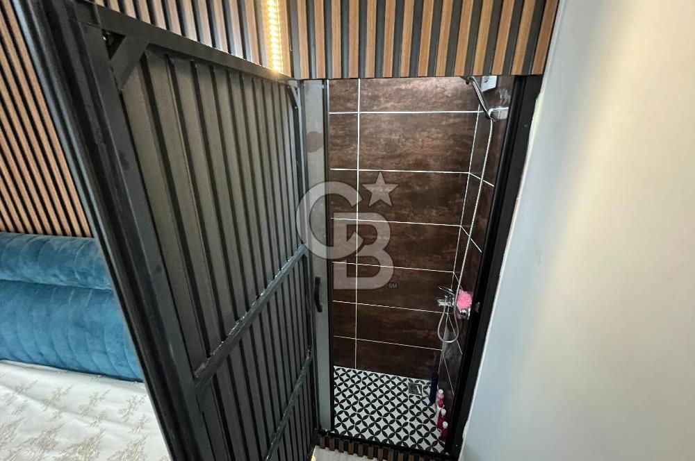 İZMİT TURGUT MH. PANORAMİK DENİZ MANZARALI 3+1 LÜKS ÇATI DUBLEKS