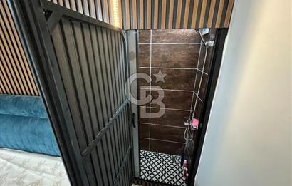 İZMİT TURGUT MH. PANORAMİK DENİZ MANZARALI 3+1 LÜKS ÇATI DUBLEKS