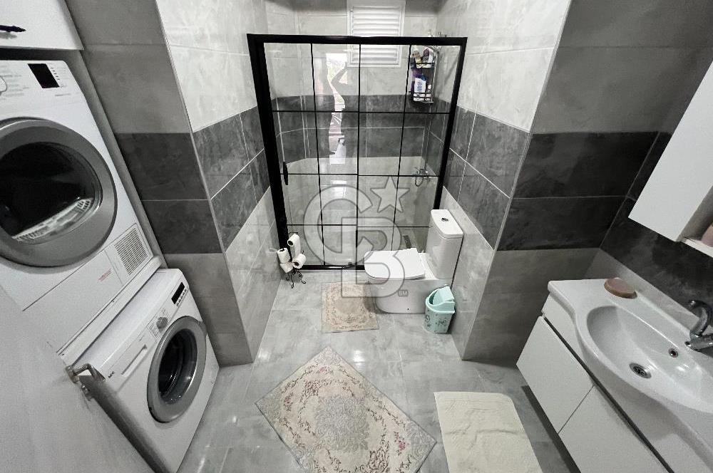 İZMİT TURGUT MH. PANORAMİK DENİZ MANZARALI 3+1 LÜKS ÇATI DUBLEKS
