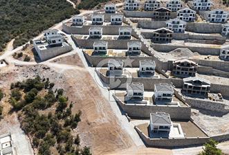 DİDİM AKBÜKTE SATILIK 4+1 SÜPER LÜKS VİLLA