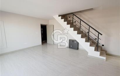 İzmir Menemen Emiralem'de Satılık 2+1 Dubleks Bahçeli Lüks Villa