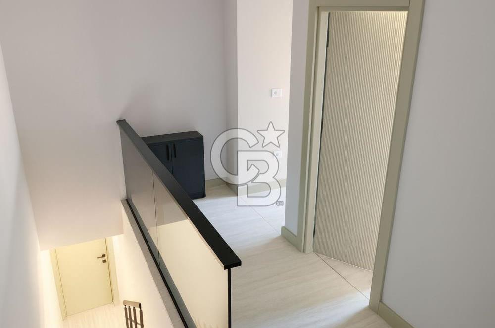 İzmir Menemen Emiralem Satılık 3+2 Tripleks Bahçeli Lüks Villa