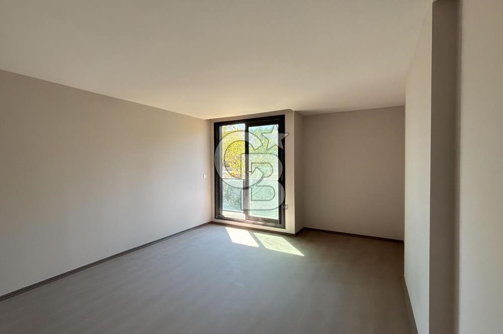 İzmir Menemen Emiralem Satılık 3+2 Tripleks Bahçeli Lüks Villa