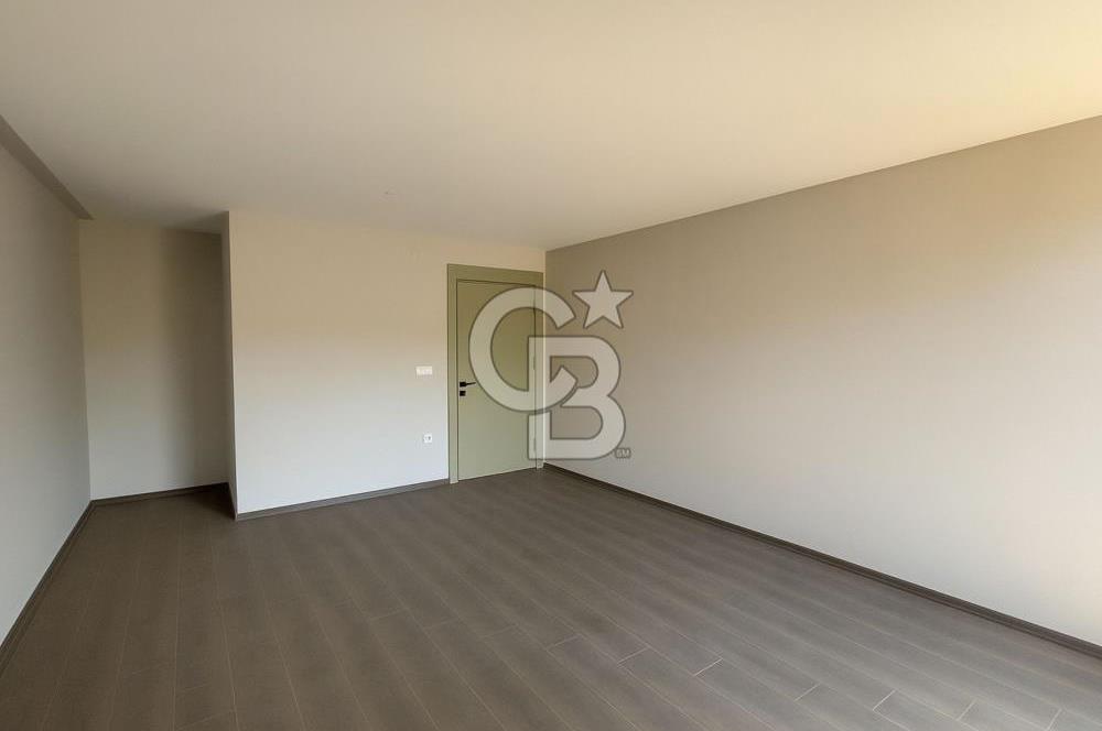 İzmir Menemen Emiralem Satılık 3+2 Tripleks Bahçeli Lüks Villa