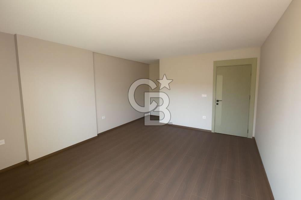 İzmir Menemen Emiralem Satılık 3+2 Tripleks Bahçeli Lüks Villa
