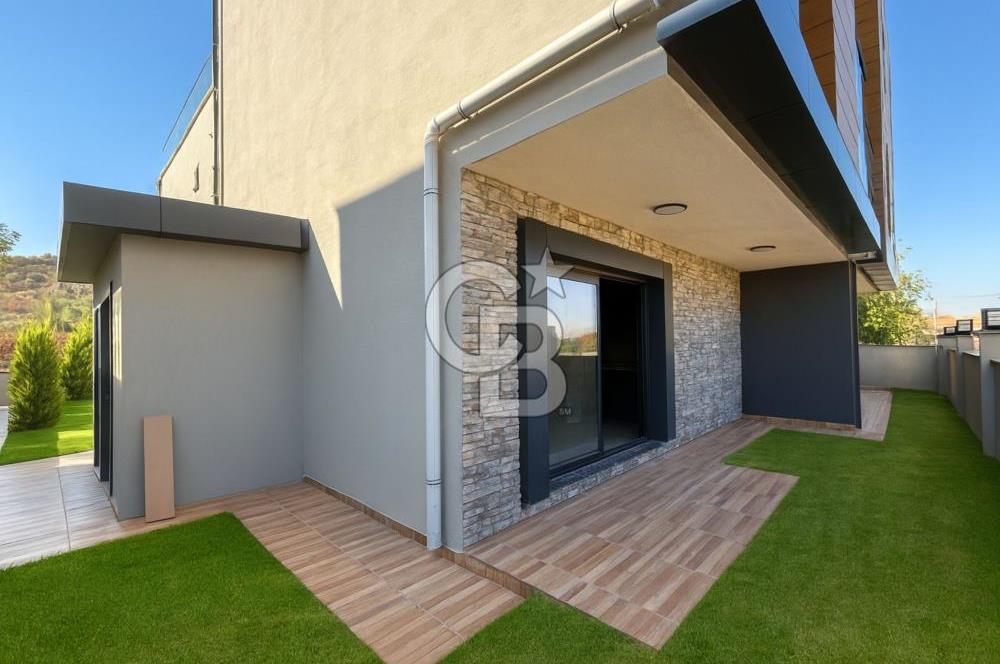 İzmir Menemen Emiralem'de Satılık 2+1 Dubleks Bahçeli Lüks Villa