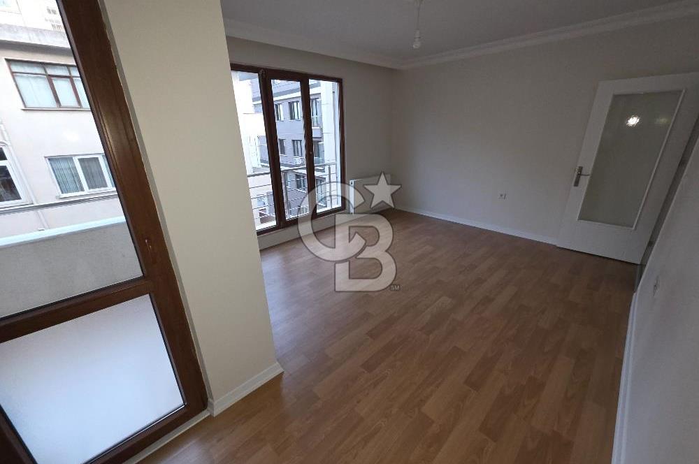 Merkezi konumda Tertemiz Tamamen yenilenmiş 2+1 Kiralık Daire