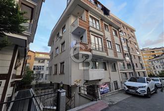 Merkezi konumda Tertemiz Tamamen yenilenmiş 2+1 Kiralık Daire