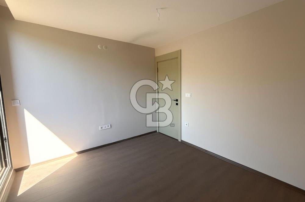 İzmir Menemen Emiralem Satılık 3+2 Tripleks Bahçeli Lüks Villa
