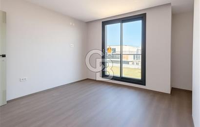 İzmir Menemen Emiralem'de Satılık 2+1 Dubleks Bahçeli Lüks Villa