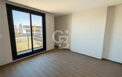 İzmir Menemen Emiralem'de Satılık 2+1 Dubleks Bahçeli Lüks Villa