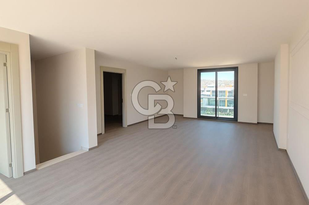 İzmir Menemen Emiralem Satılık 3+2 Tripleks Bahçeli Lüks Villa