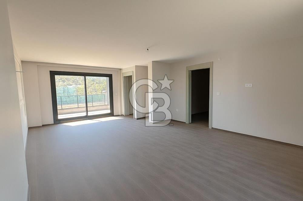 İzmir Menemen Emiralem Satılık 3+2 Tripleks Bahçeli Lüks Villa