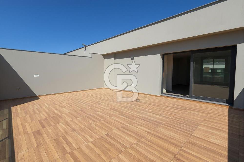İzmir Menemen Emiralem Satılık 3+2 Tripleks Bahçeli Lüks Villa