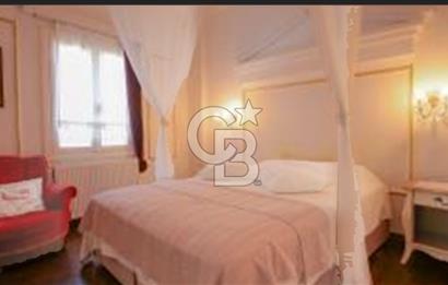 AYVALIK CUNDA DA KÖY İÇİNDE SATILIK OTEL 